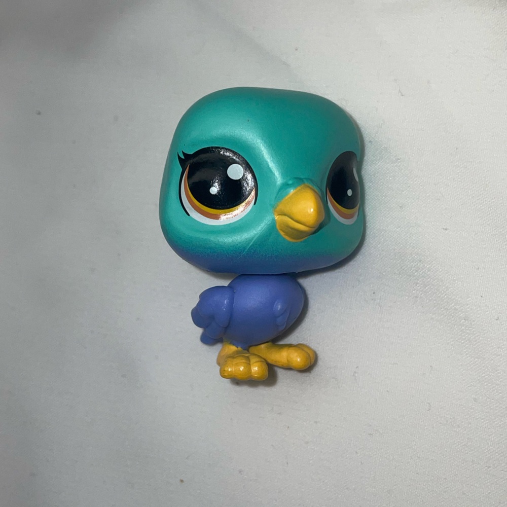 Littlest Pet Shop (LPS) Parakeet #3-157